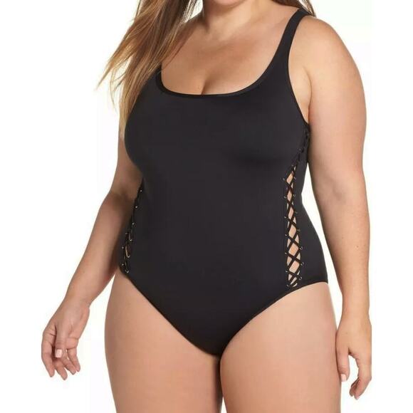 New! La Blanca Women's Plus Tummy Control Lace Up Sides One-piece Swimsuit